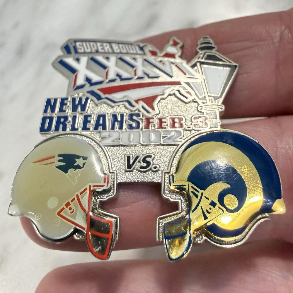 Super Bowl XXXVI lapel pin Feb. 3, 2002 New England Patriots vs St Louis Rams